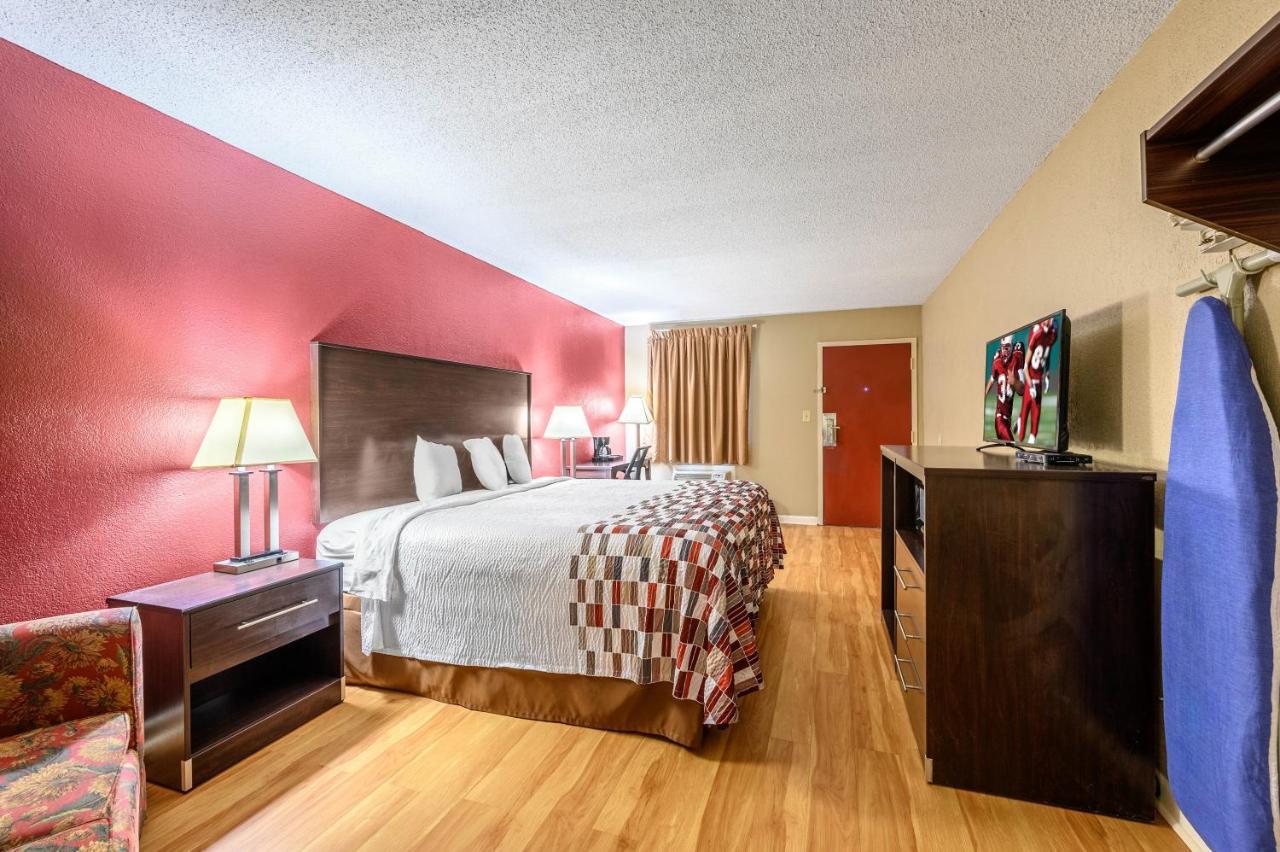 Red Roof Inn Sylacauga Exterior photo